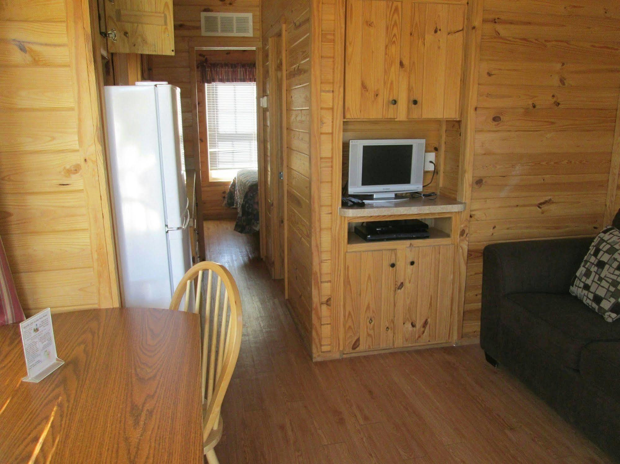 Rancho Oso Rv & Camping Resort Goleta Buitenkant foto