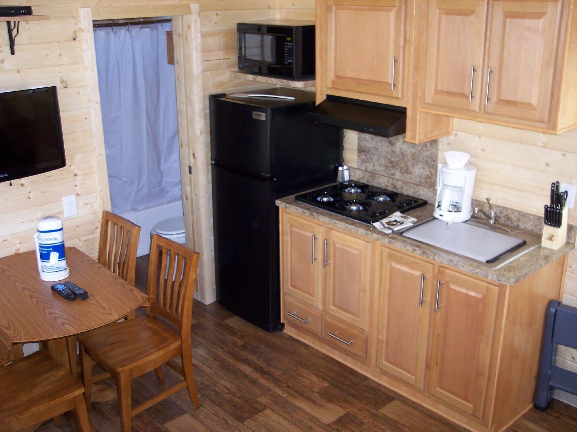 Rancho Oso Rv & Camping Resort Goleta Buitenkant foto